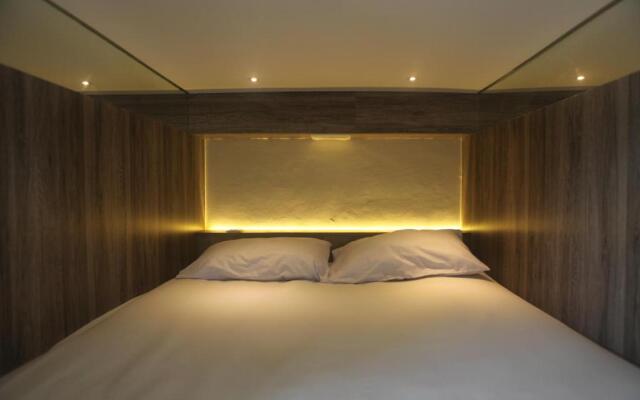 The Hide Hostel at Canggu - Adults Only