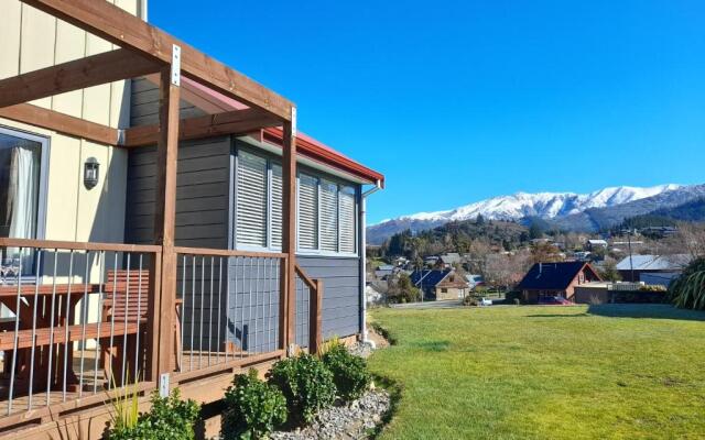 *** Lake Villa 460 ***