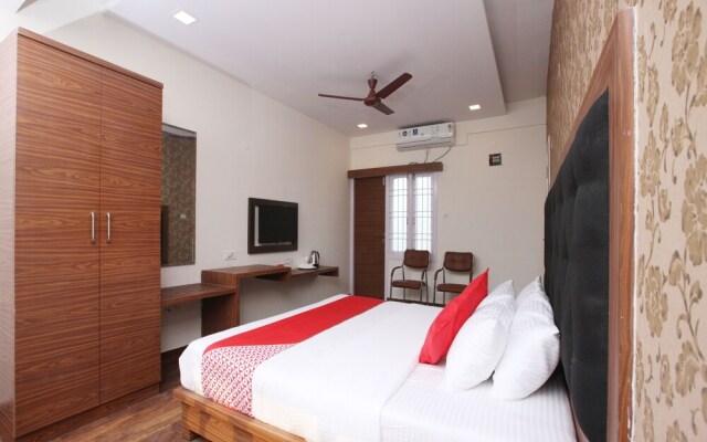 Hotel Star Holiday by OYO Rooms