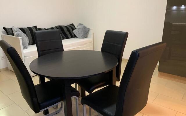City Guesthouse Apartments Krefeld near Düsseldorf Airport