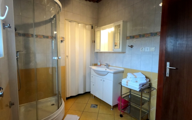 Apartment Ana - 120 m from the beach A1 Sukosan, Zadar riviera