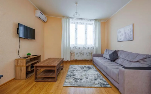 Dаyker City Apartments on st. YUliusa Fuchika, d. 1