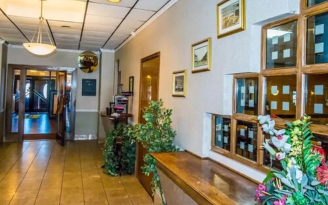 Executive Inn Hotel & Conference Centre
