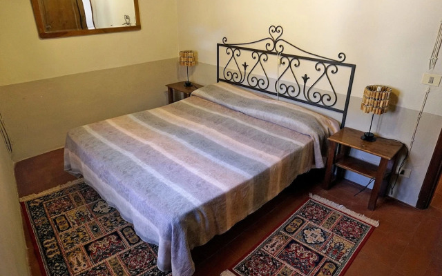 Castello di Selvole-Adults Only
