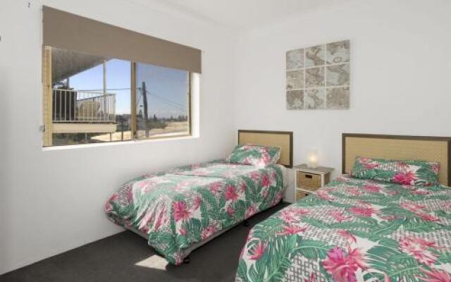 Waterfront Unit, Unit 2