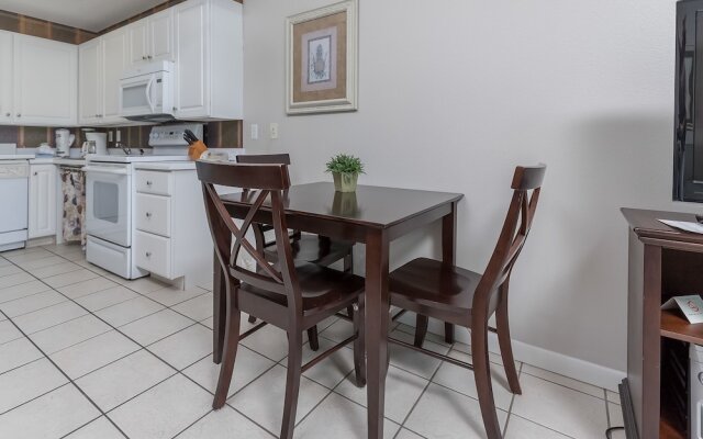 Phoenix All Suites West by Brett Robinson