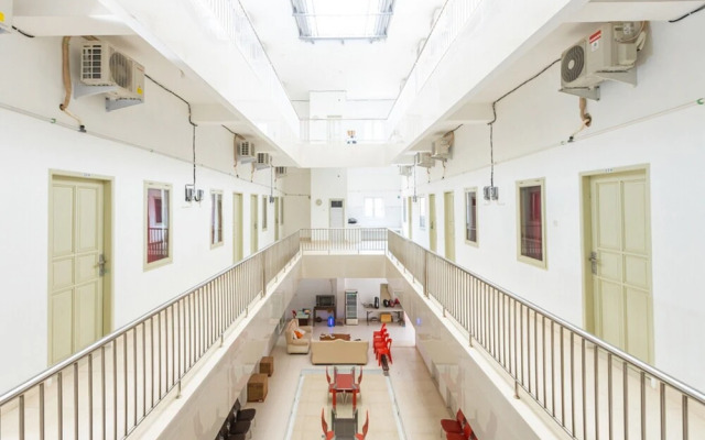 KoolKost Syariah near Universitas Fajar