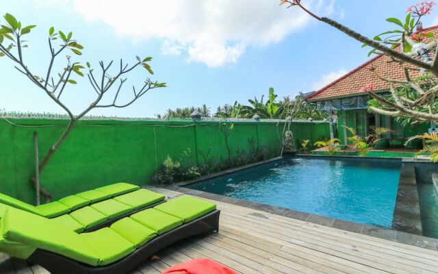 The Green Groves Hostel