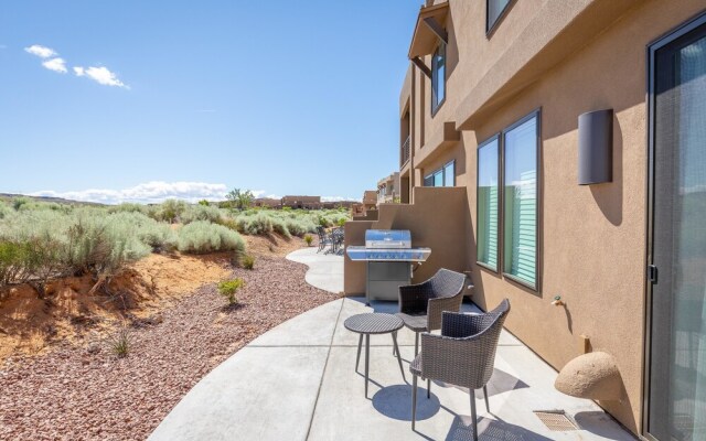 Retreat At The Ledges