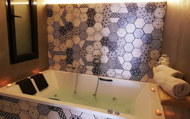 S30 Reina Victoria Suites