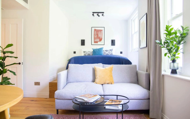 Coleherne Road Residence VIII