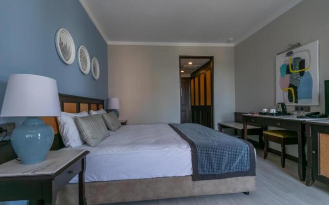 Lara Park Hotel