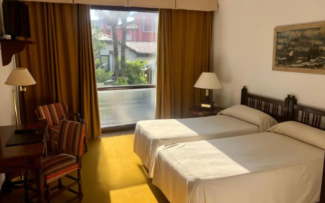 Hotel El Ancla