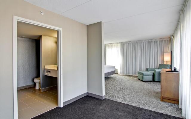 Holiday Inn Express & Suites Oshawa Downtown - Toronto Area by IHG