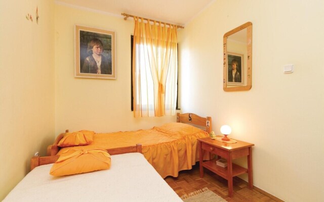 Stunning Apartment in Fazana With 2 Bedrooms and Wifi