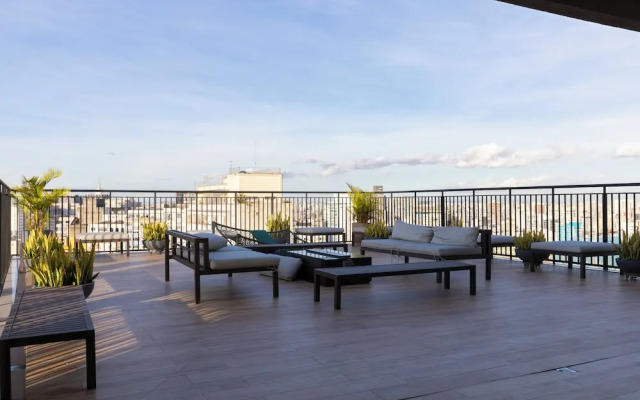 Vista Incrível com piscina e academia