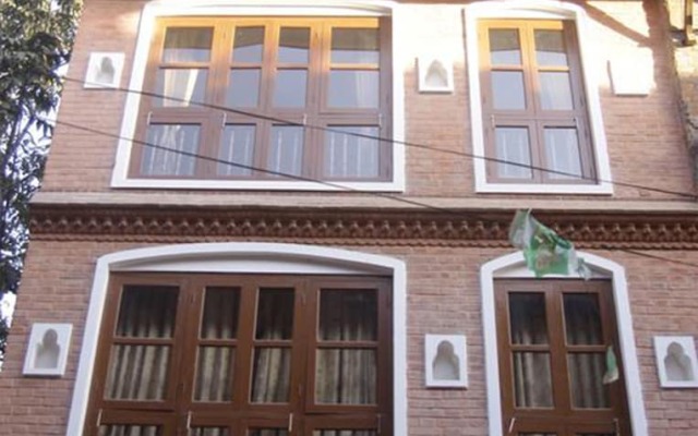 Malla Guest House