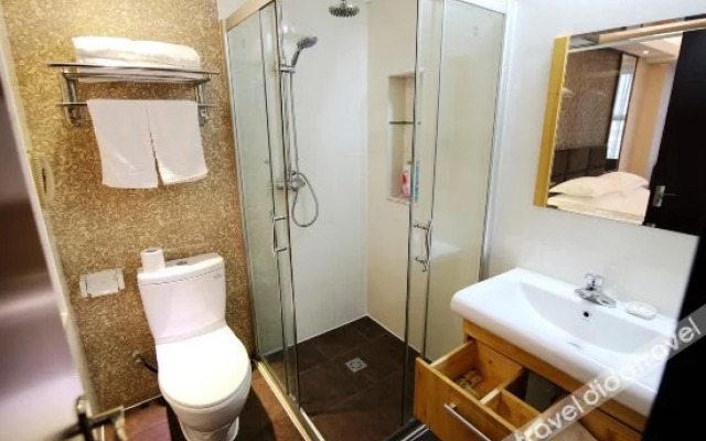 Yinjia Hotel