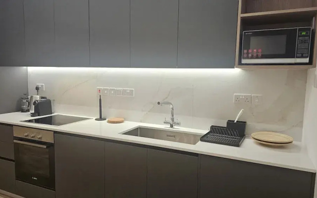 37 NIC - Stay City Center Gem