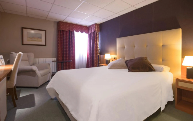 Hotel Coto Real