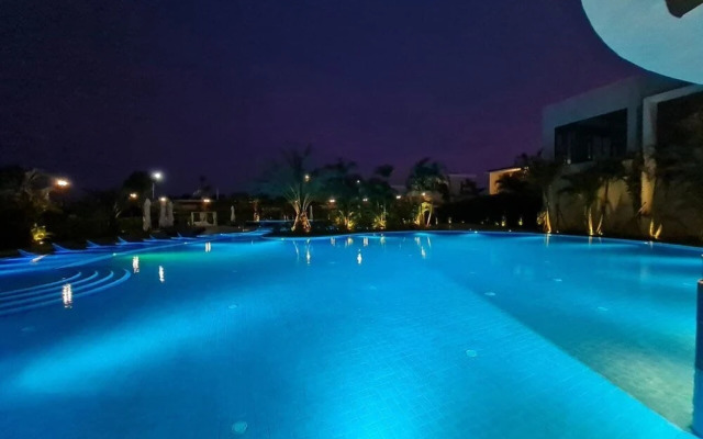 Castle Bayview Resort & Spa