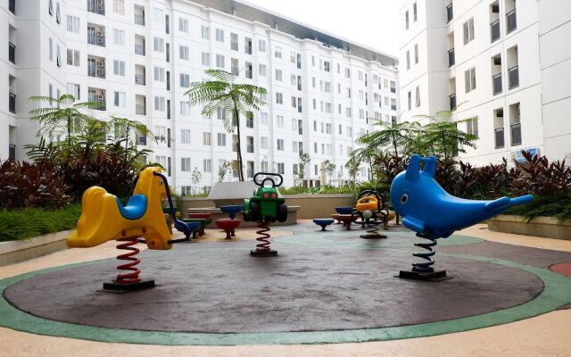 Comfy And Strategic 2Br Apartment At Bassura City