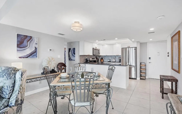 6415 Midnight Pass Road Unit 805