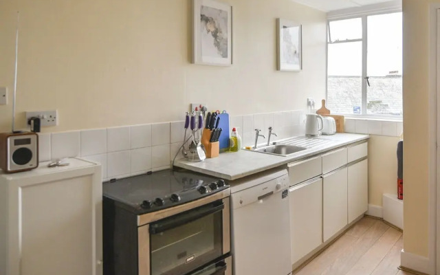 Flat 3, St Agnes House
