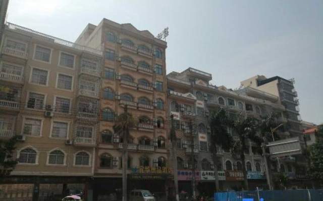 Yihua Youpin Hotel (Dongxing Port Store)