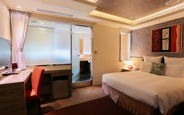 V-one Vogue Hotel