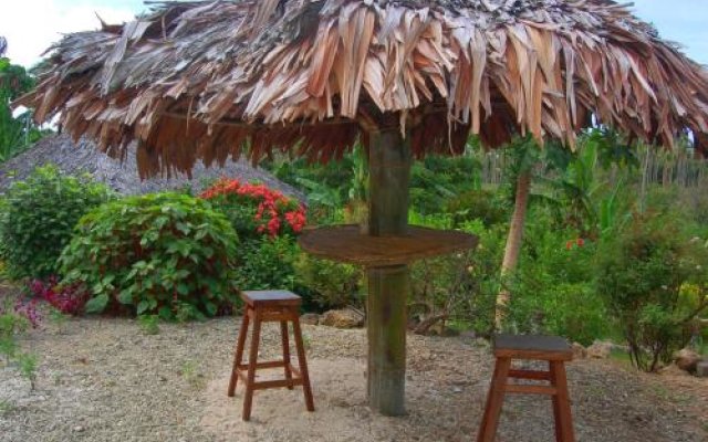 Lakatoro Palm Lodge