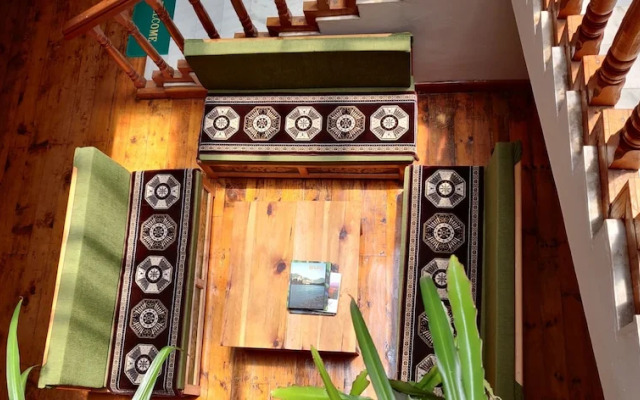 Nirvana Lodge
