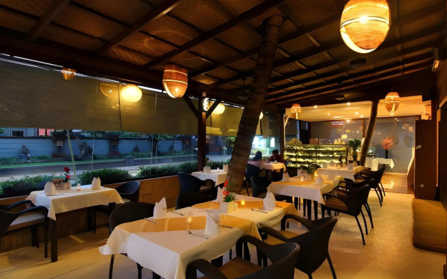 Kupu Kupu Jimbaran Beach Club & Spa by Loccitane