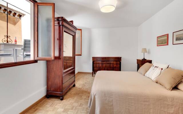 Santo Stefano Accademia Apartment Venice