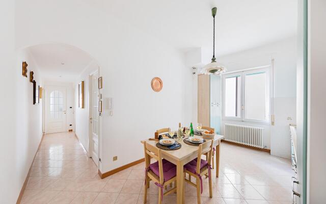 I Fiori 3 16 Apartment by Wonderful Italy