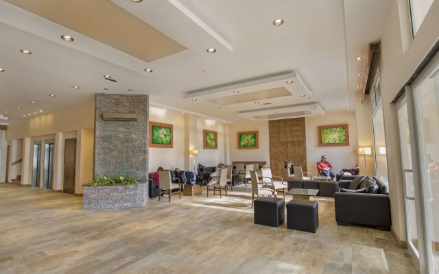 Huinid Pioneros Hotel