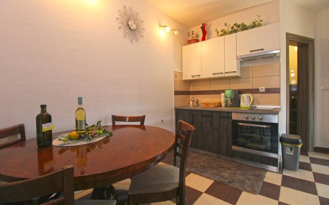 House 1801