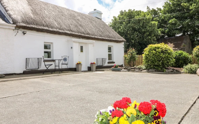 Whispering Willows - The Thatch