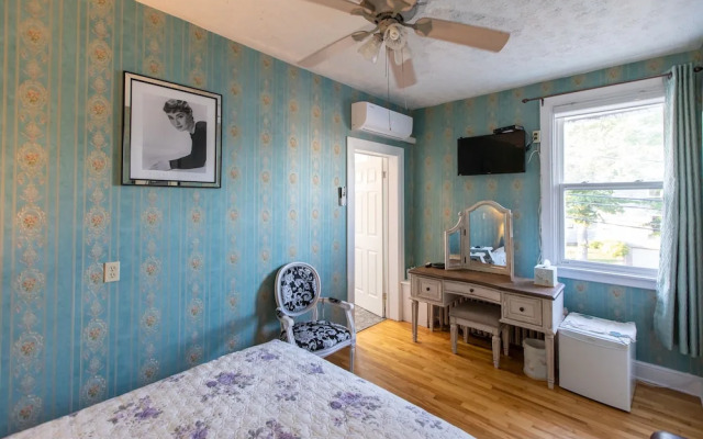 Prince Street Suites