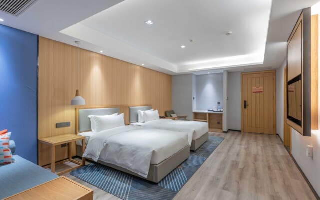 Holiday Inn Express Huangshi Cihu Lake by IHG