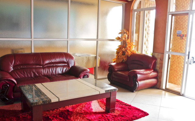 Pearl Palace Hotel