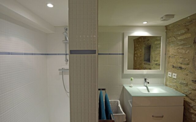 Luxurious Villa in Alzonne with Terrace