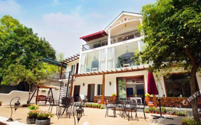 Youshan Courtyard Villa Hotel