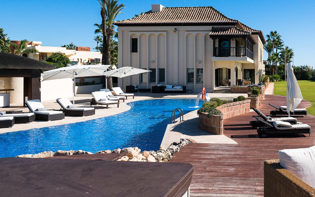 Villa South Beach