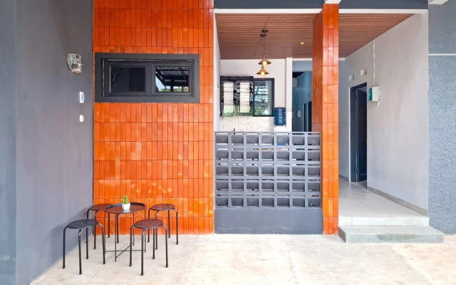 Urbanview Hotel Syariah Terra House Pati by RedDoorz – Guest Rooms – Pati