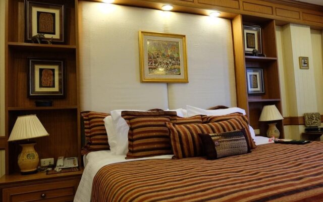 Taksila Hotel (SHA Extra Plus)