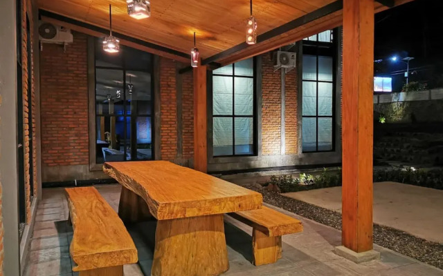 Hotel Plago - Hostel