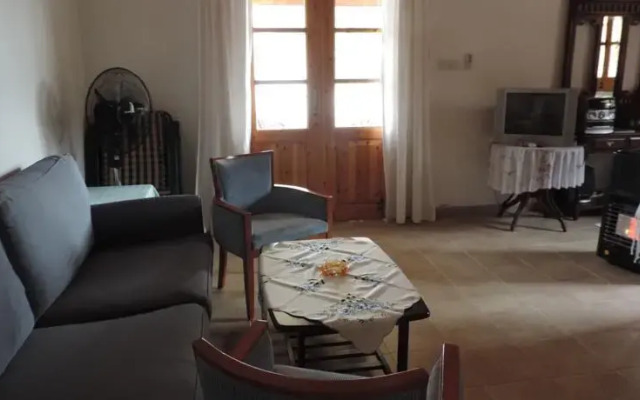 Alonia House 2