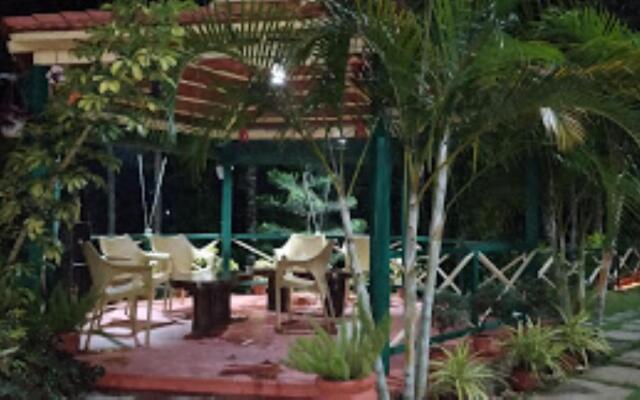 Happy Nest Resort
