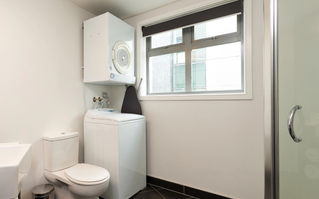 Отель Oaks Auckland